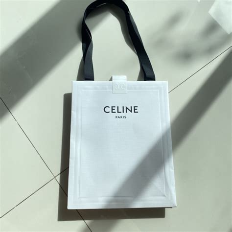 ถุงกระดาษ celine แท้|ถุงกระดาษซีลีน celine ใบเล็กของแท้จากชอป8*10นิ้ว มีตำหนิ.